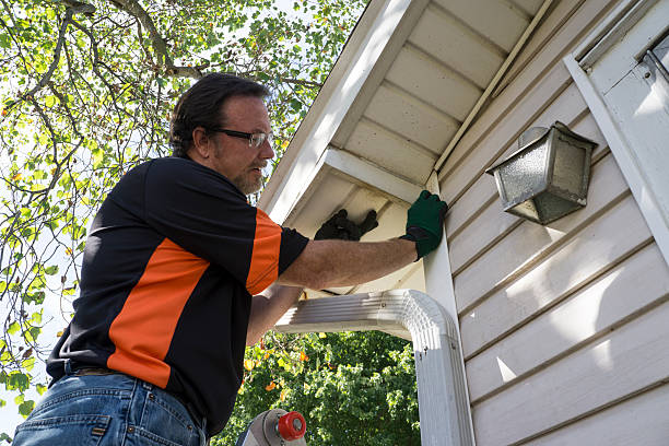 Best Yard Waste Removal  in Charter Oak, CA